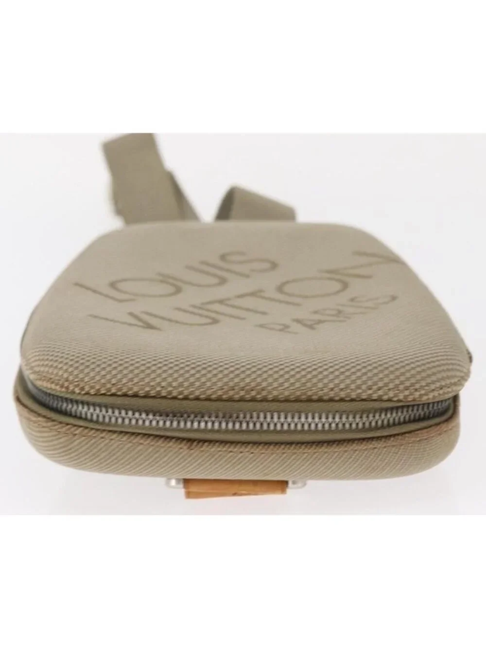Authentic LOUIS VUITTON Damier Geant Mage Shoulder Bag Beige M93501 LV